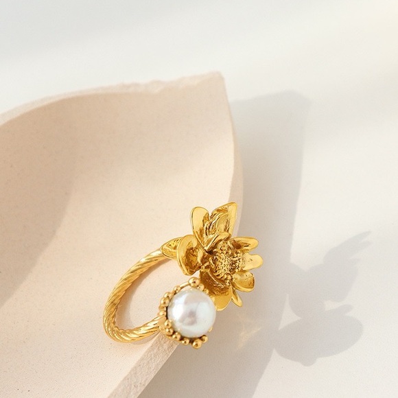 18K Gold Plated Flower Floral Ring*Open Ring*Pearl*Vintage Inspired Artsy*ML - Picture 2 of 8